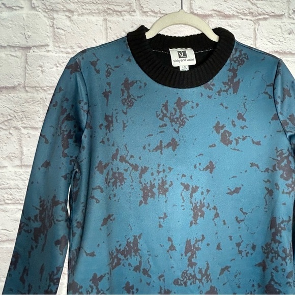 Vicky and Lucia Long Sleeve Maxi Dress - Picture 6 of 12